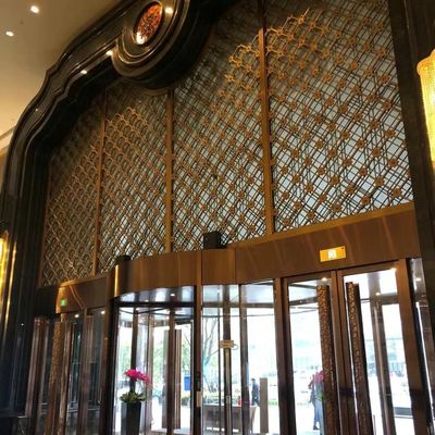kaufen Schirm masern Edelstahl-Hotel-Möbel-Lobby-Wohnzimmer-kundenspezifischen faltenden Raum-Teiler online manufacture