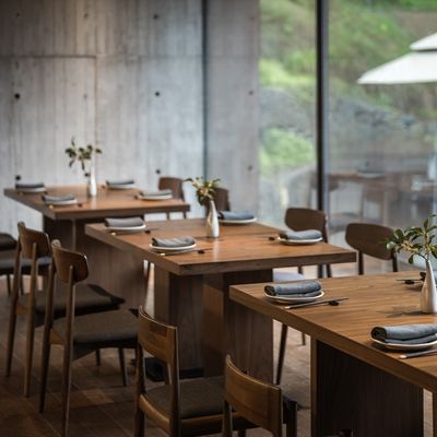 kaufen Sitzer-Kasten-hölzerner Speisetisch-Satz der Brown-Farbhotel-Restaurant-Möbel-4 online manufacture