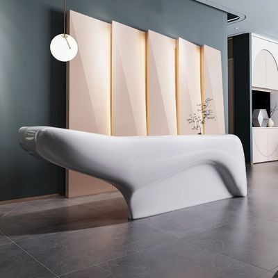 Weiß lackierte Glasfaser Rezeption für Hotel Lobby Schönheitssalon