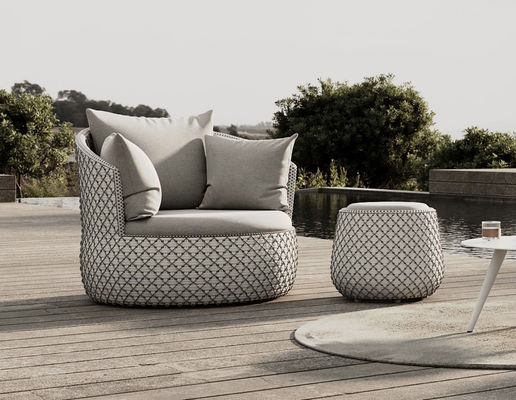 Moderner Sofa im minimalistischen Stil aus Rattan