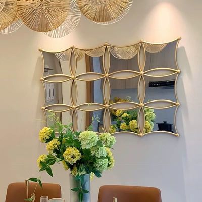 5 Sterne Hotel Lichtstil Luxus Metallrahmen Wanddekoration Künstlerischer Spiegel
