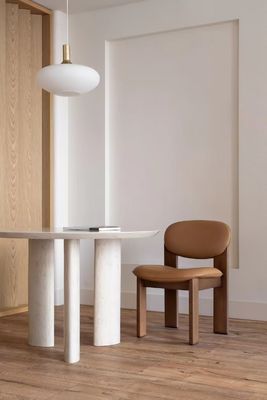 Hochwertiges italienisches Originalleder, modernes Hotel, Freizeit-Esstisch